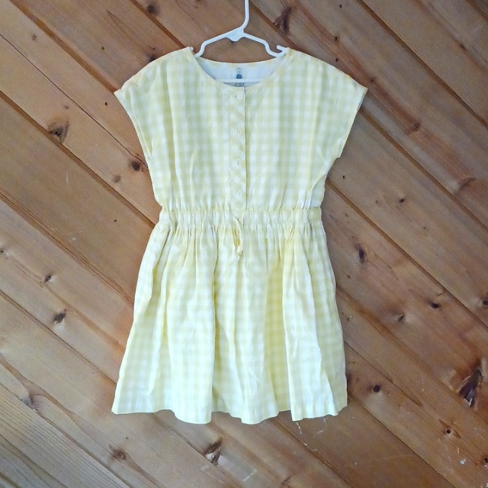 Primary, checkered yellow-white dress